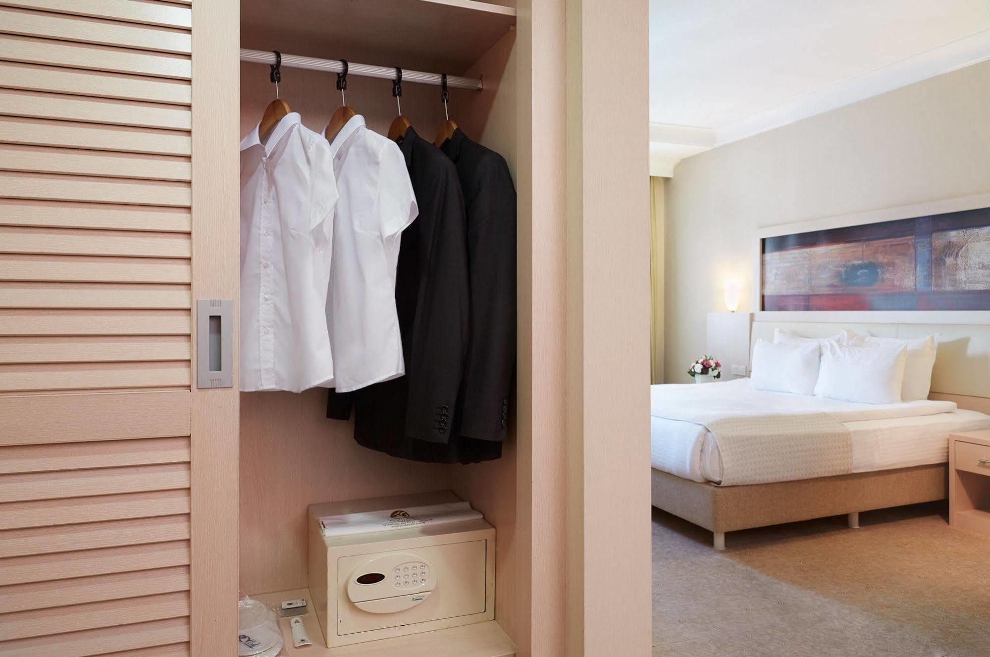 איזמיר Kordon Hotel Alsancak מראה חיצוני תמונה